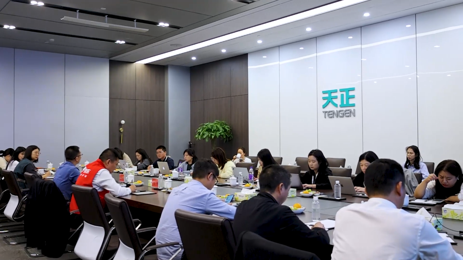京东工业走进918博天堂，探访产业数智化之路！